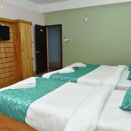 Hotel Sea Rock Jangli Ghat Exterior photo